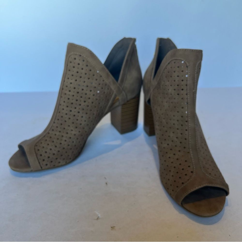 a.n.a. Women's Tiana Heeled Peep Toe Booties Perforated Upper Tan size 7M